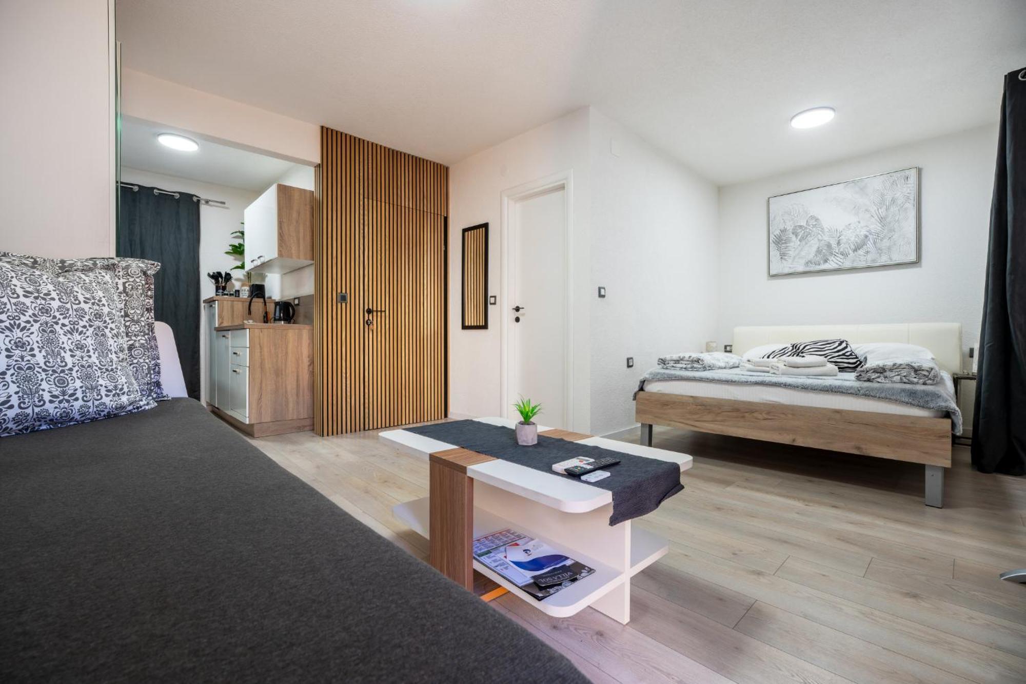 Apartments Villa Sol ストン エクステリア 写真